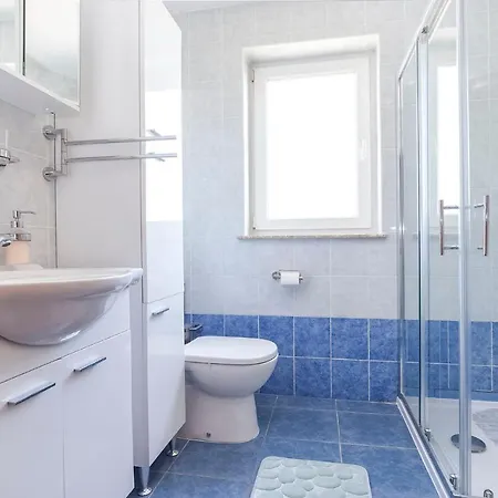Apartmán Branko B4 *